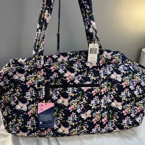 NWT Vera Bradley Large Duffel - Bloom Boom Navy